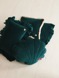 Soft Velvet sierkussen schelp, 'Emerald Green' -MoiMili