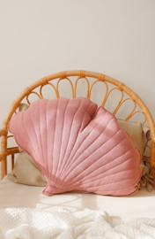 Ginkgo leaf pillow "Dirty pink"