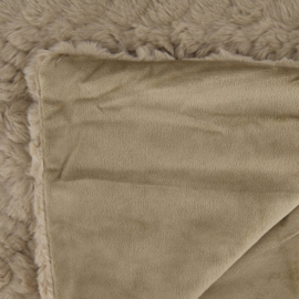 Plaid honeycomb polyester