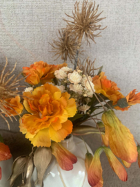 Bolvaasje creme met oranje, bruine, creme en gouden tinten