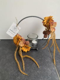 Kandelaar met oker tinten en gouden accent