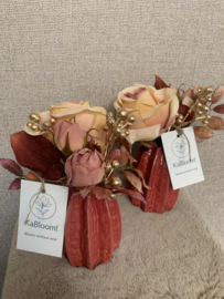 Kleine vaasjes oudroze, gouden tinten met roos