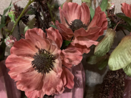 Cactusvaas roze gevuld met oudroze, groene en bruine tinten
