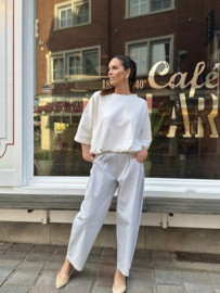 Sweater Lamor off white black rose Antwerp/ uitverkocht