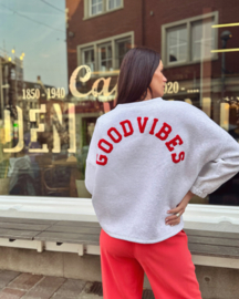 Good Vibes sweater rood / uitverkocht