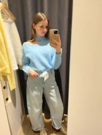 C. Chloe knit ciel / uitverkocht