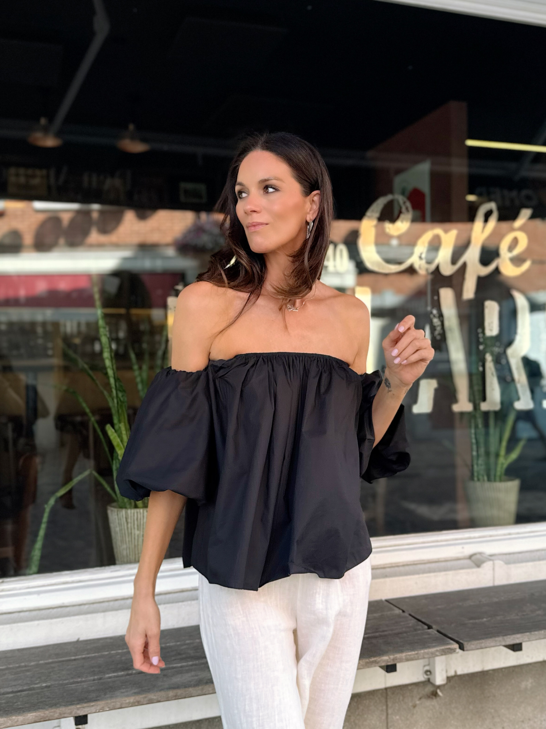 Fran off shoulder zwart