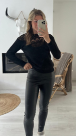 YESS -  Sweater - Zwart