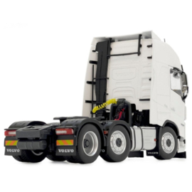 Volvo FH5 truck 6x2, schaal 1:32