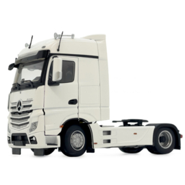 Mercedes-Benz Actros Bigspace truck 4x2, schaal 1:32