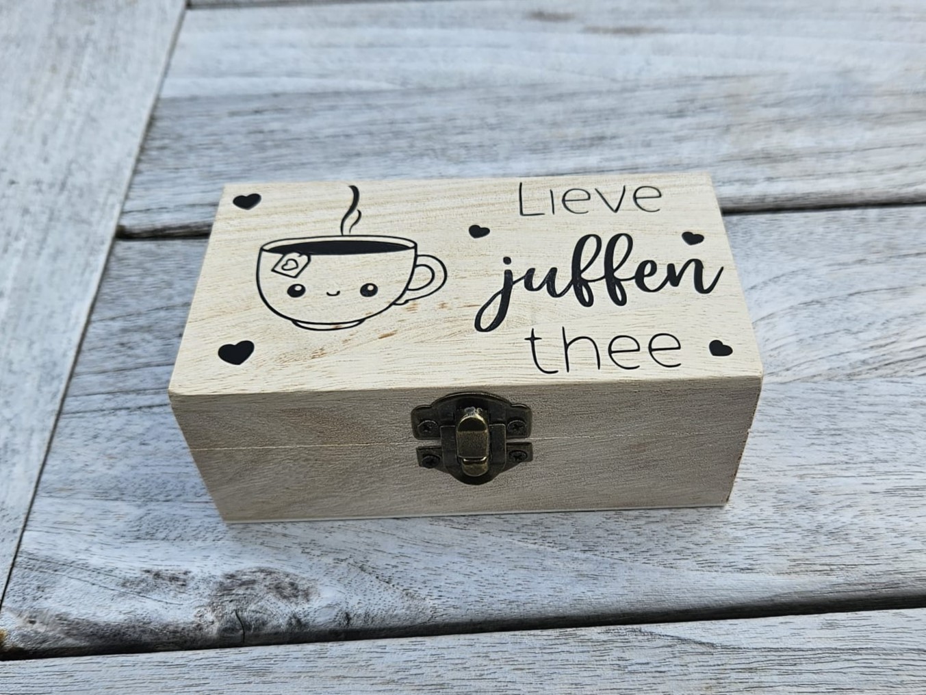 Klein Theedoosje – “Lieve Juffen Thee”