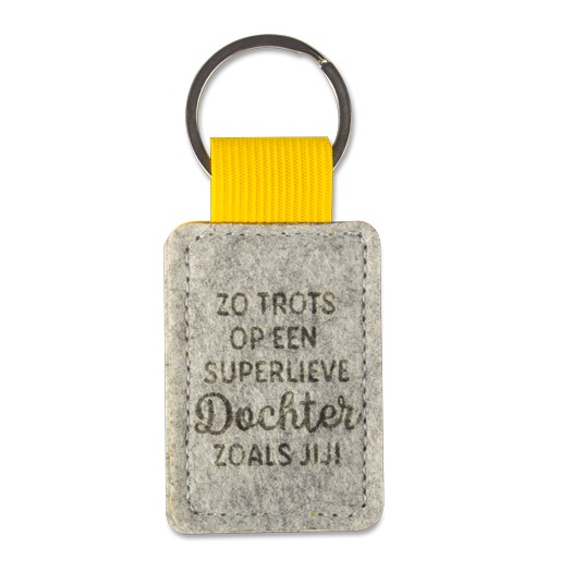 💛 Sleutelhanger van Geel Vilt – “Zo trots op een superlieve dochter zoals jij!”
