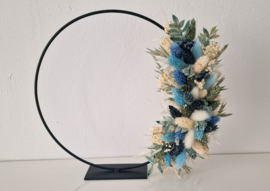 Droogbloemen krans "Joan blauw"