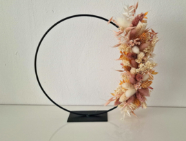 Droogbloemen krans "Joan zacht roze"