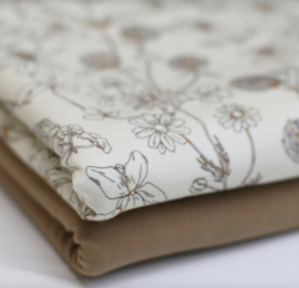 Tricot bloemen schets beige