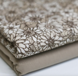 Tricot retro bloemen beige