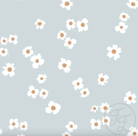 Family Fabrics - Mini White Flower Rib