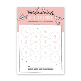 Verjaardag aftelkalender | roze | incl. stickers