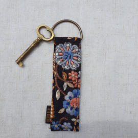 Sleutelhanger "Pioen dark"