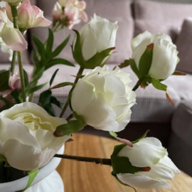 Vaas Wave wit of zwart incl  zijde bloemen