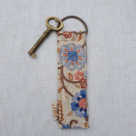 Sleutelhanger "Pioen light"