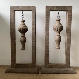 Houten (raam)decoratie