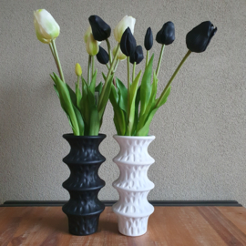 Vaas incl. tulpen (vintage  black)