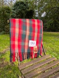 €75 Schapenwollen plaid donker esdoorn