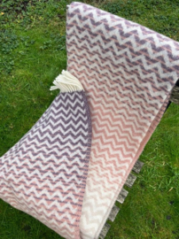 €84.95 Schapenwollen plaid zigzag paars-roze