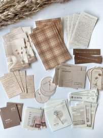 Mindwave Paper Bundle - Collage stickers Brown