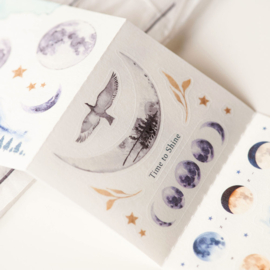 MU Stickerboekje Charm of the Moon