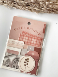 Mindwave Paper Bundle - Collage stickers Red