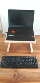 laptop of boekenstand