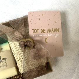 Luxe giftbox met lint - Groene thee olijfzeep
