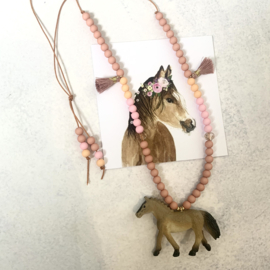 Ketting paardje- Tinten roze