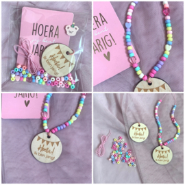 Verjaardagsketting - zelf rijgen