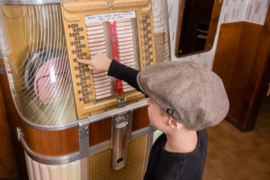Theodor Jr. Herringbone Brown