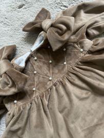 Schattig bruin jurkje