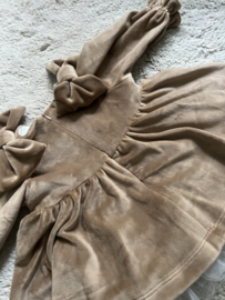 Schattig bruin jurkje