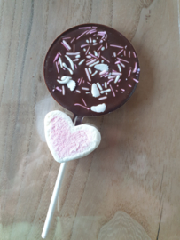 Heerlijke chocolade lolly's  met dip