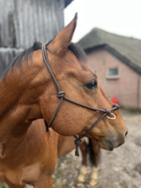 Touwhalster met extra knopen
