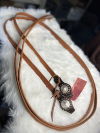 Cattleman's reins met concho's