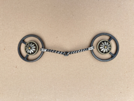 Twisted wire show snaffle concho