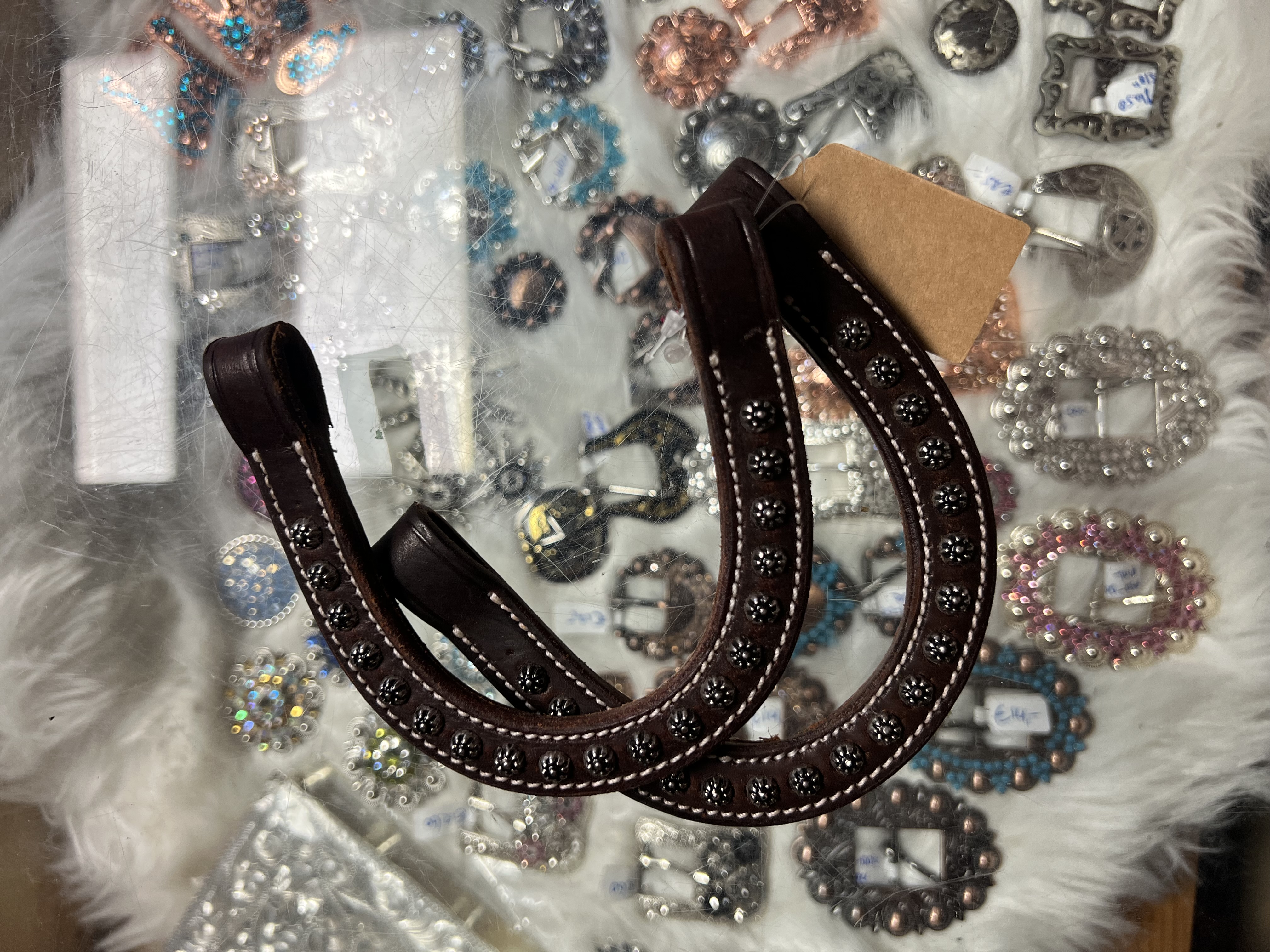 Western hoofdstel oren brown met studs