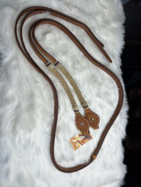 GVR reins met rawhide en concho's