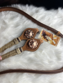 GVR reins met rawhide en concho's