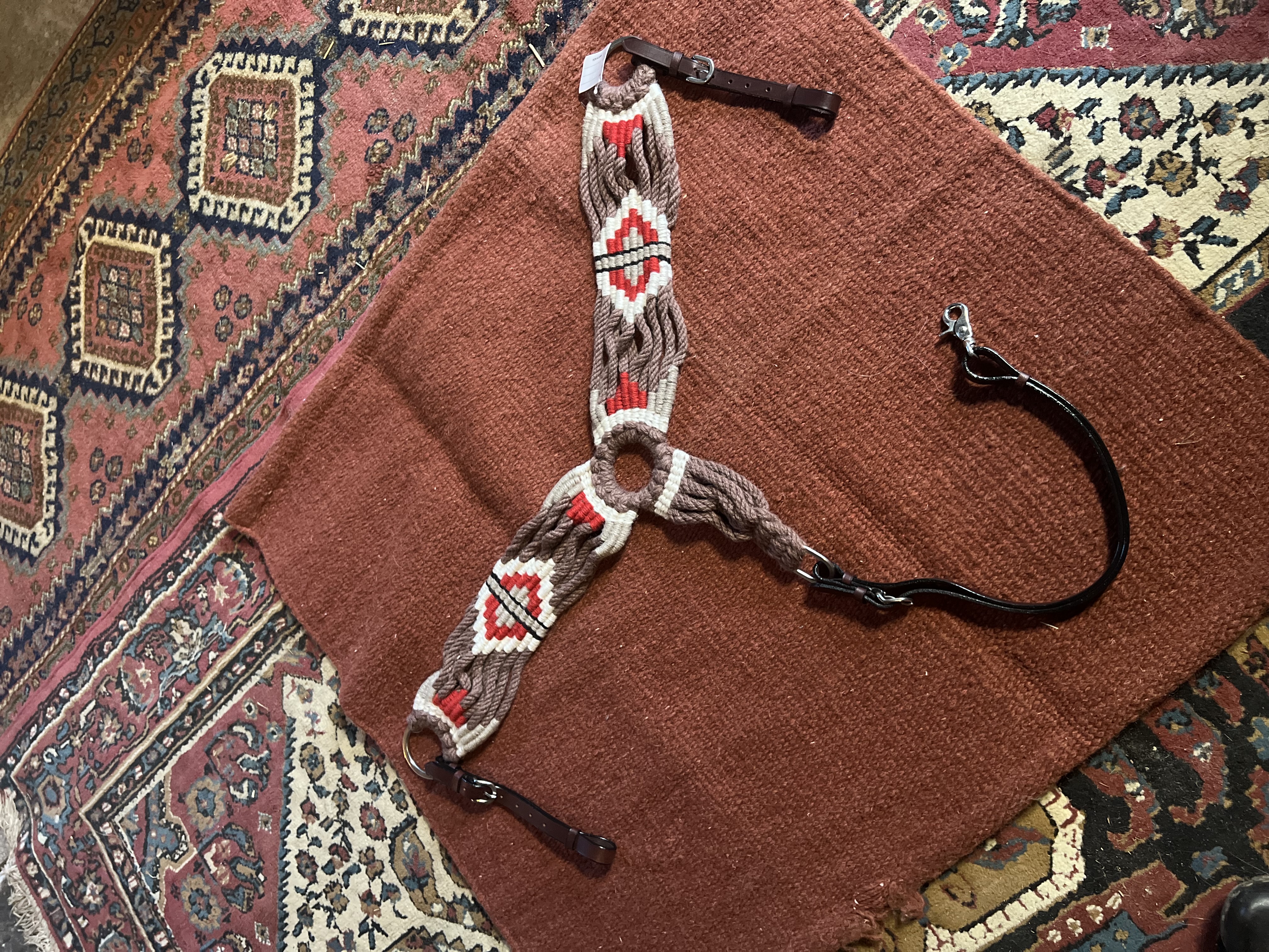 Navajo pattern borsttuig wol