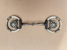 Showsnaffle black steel met zilveren engraving