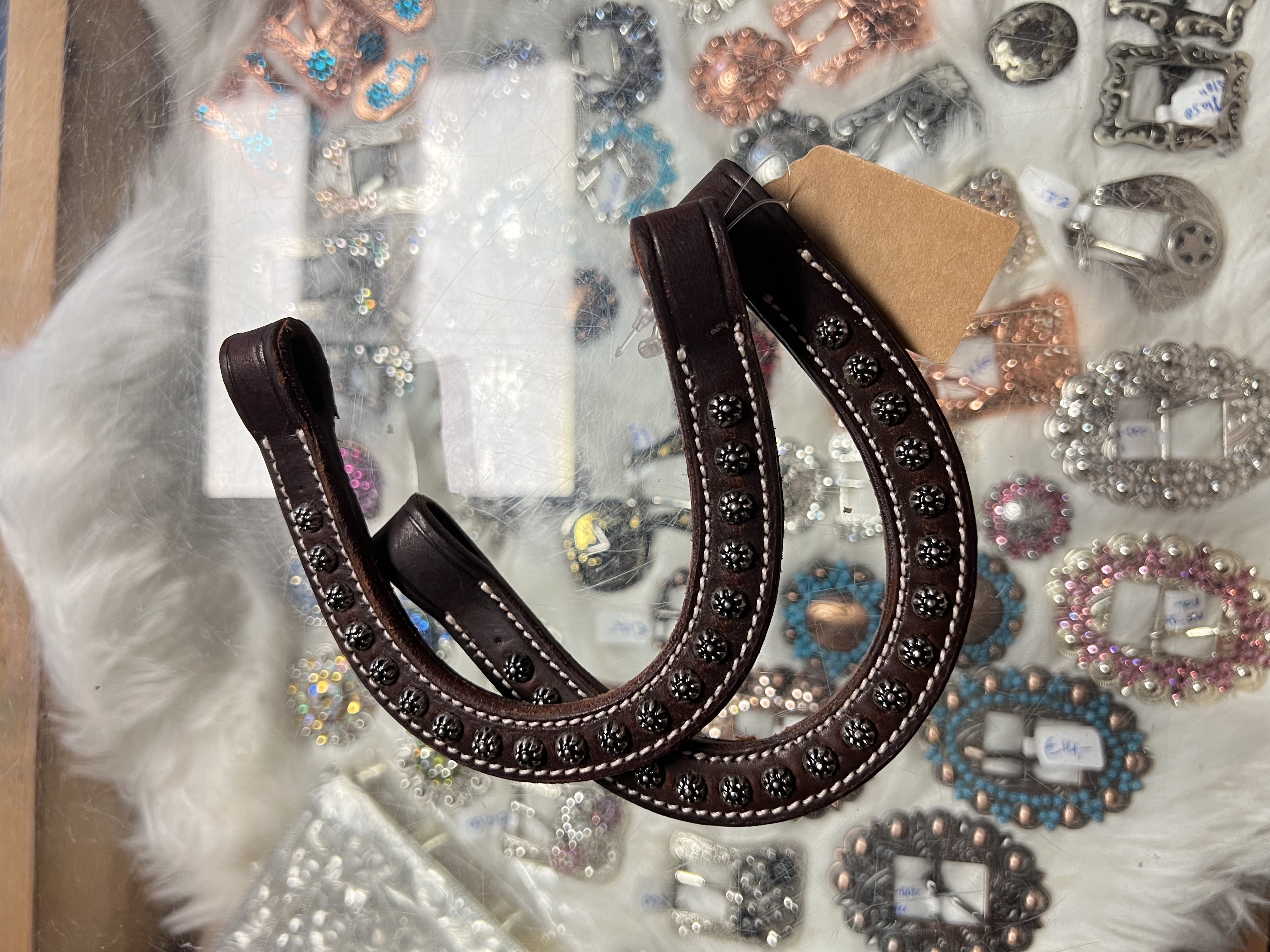 Western hoofdstel oren brown met studs