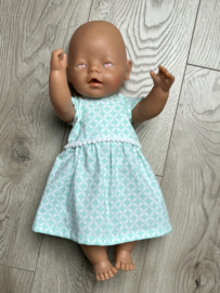 Mintgroen jurkje met ruffle mouw